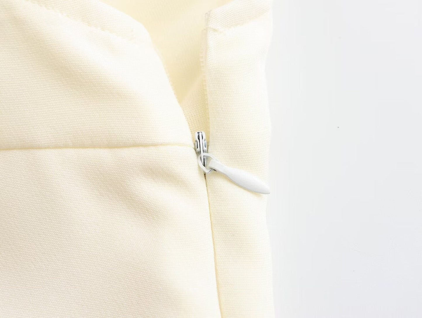 Short Jumpsuit Fashion Buckle Women Casual Sleeveless Female Rompers.