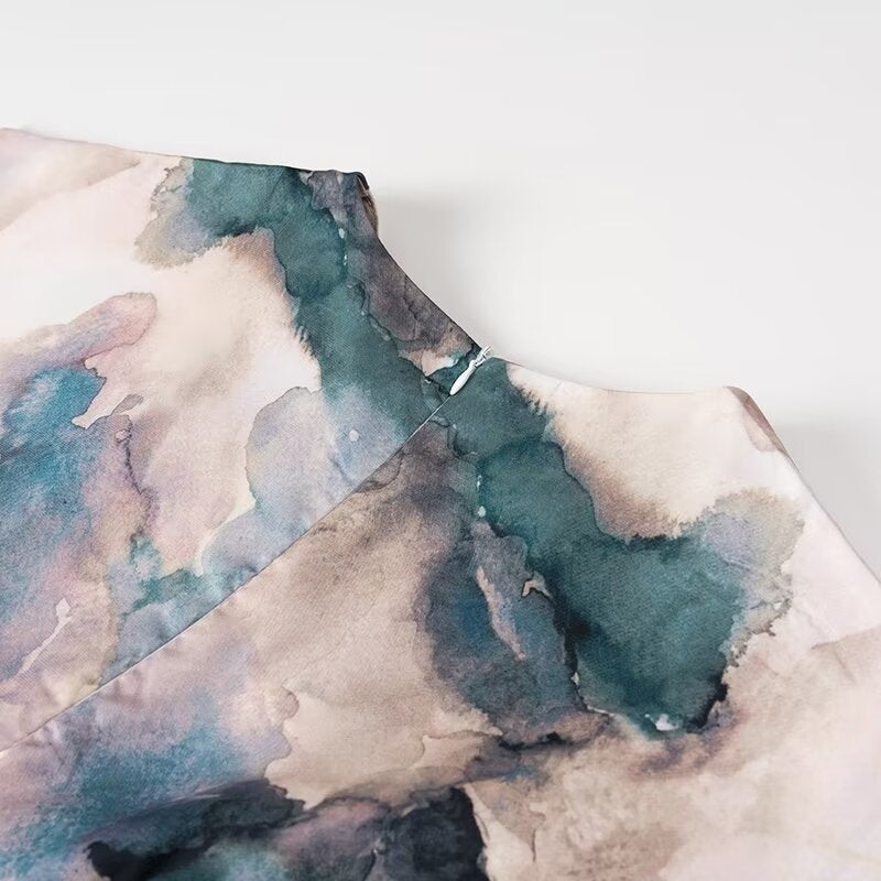 Women Wears Summer Round Neck Slim Fit Pleated Tie Dyed Satin Textures