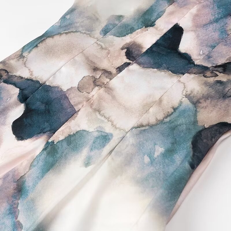 Women Wears Summer Round Neck Slim Fit Pleated Tie Dyed Satin Textures
