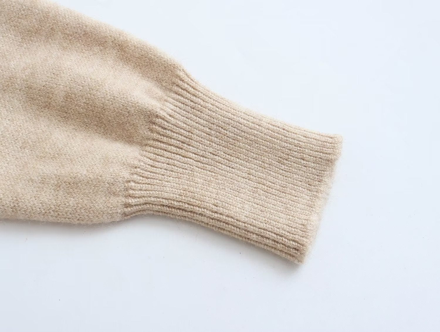 Women Knitted Cardigan