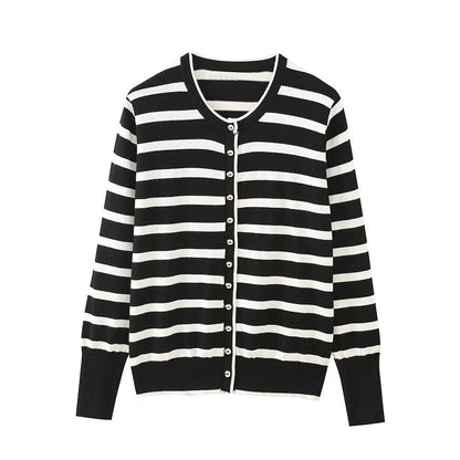 Knitted Coat Women Niche Round Neck Decorated Row Button Knitted Coat.
