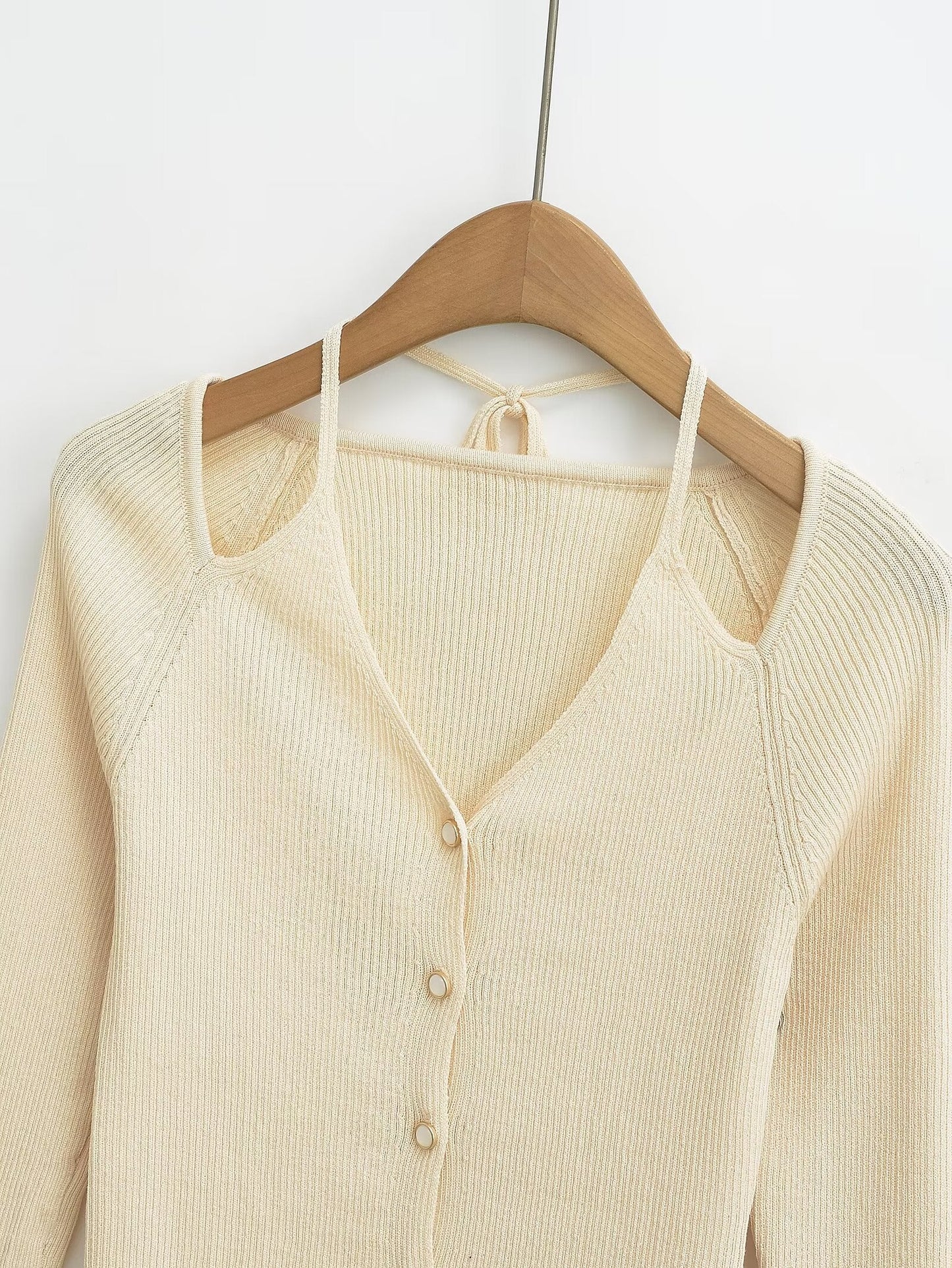 Knitted Cardigan Halter Design V neck Slim Fit Buttoned Cardigan
