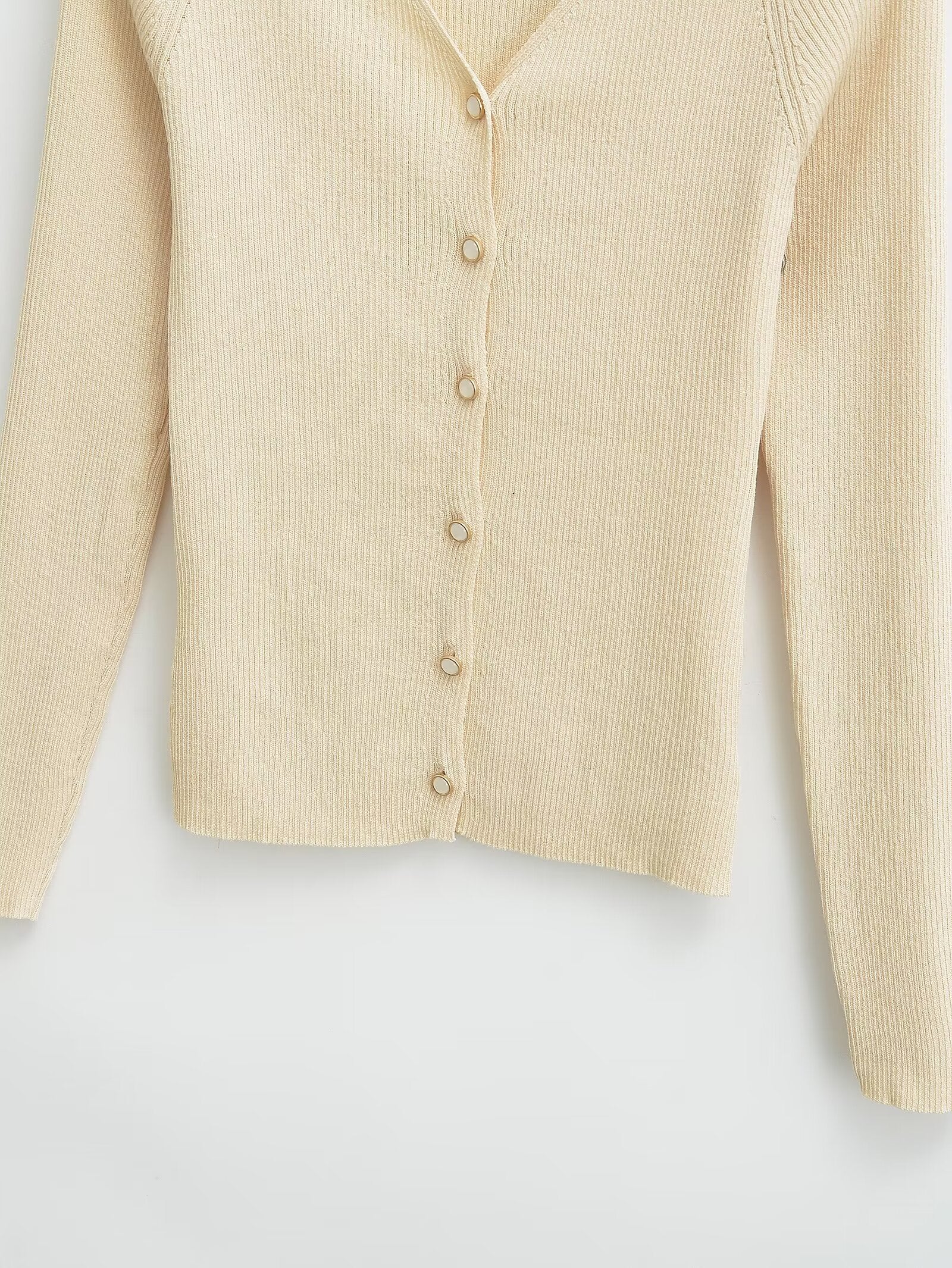 Knitted Cardigan Halter Design V neck Slim Fit Buttoned Cardigan