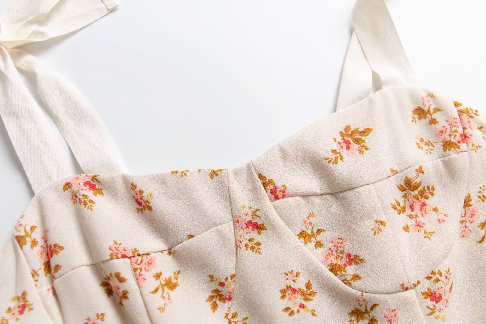 Spring French Sexy Beige Bottom Small Floral White Strap Zipper Slim Fit Base Strap